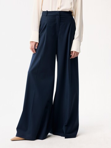 adl Wide leg Pants in Blue