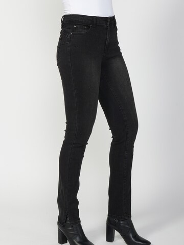 Coupe slim Jean KOROSHI en noir
