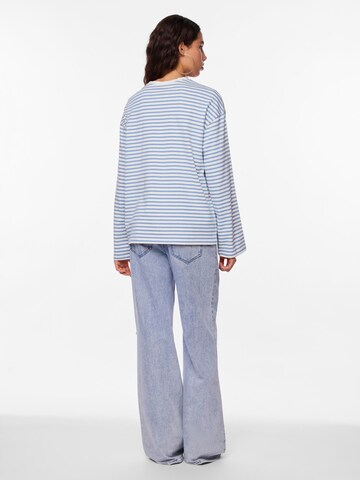 Maglietta 'Sadie' di PIECES in blu