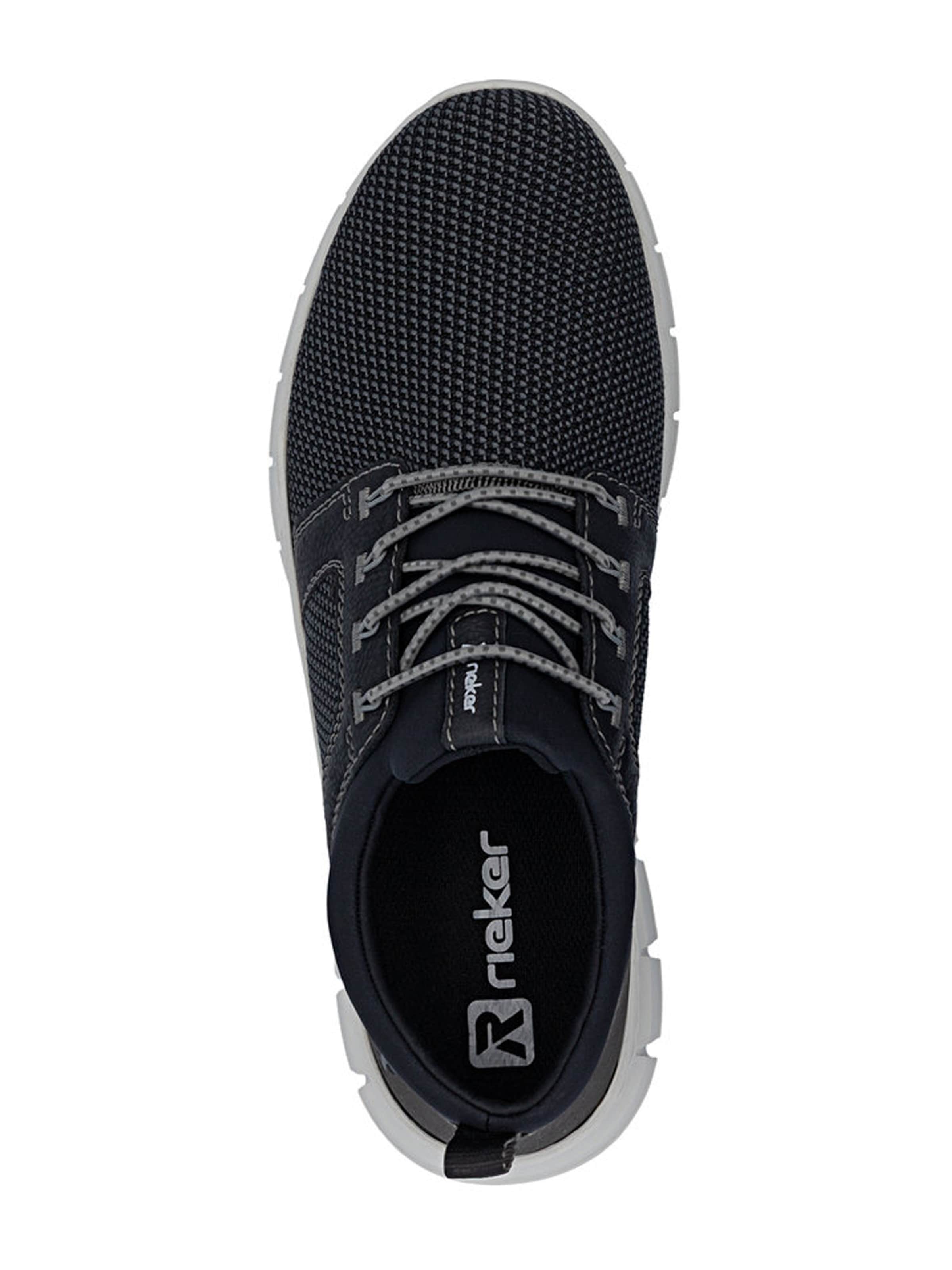 Teniși de la Rieker pe negru