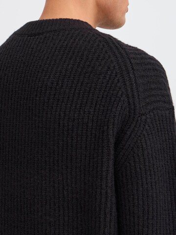 !Solid - Jersey ' SDNOHI ' en negro