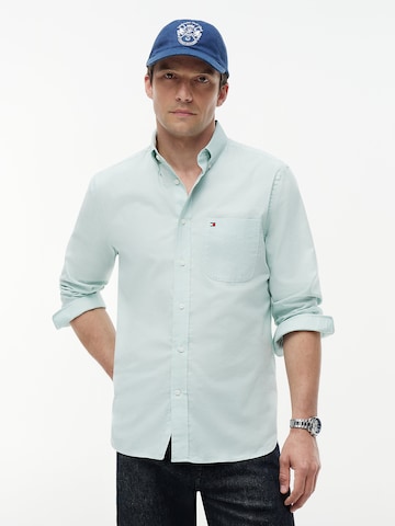 TOMMY HILFIGER Regular fit Button Up Shirt in Green