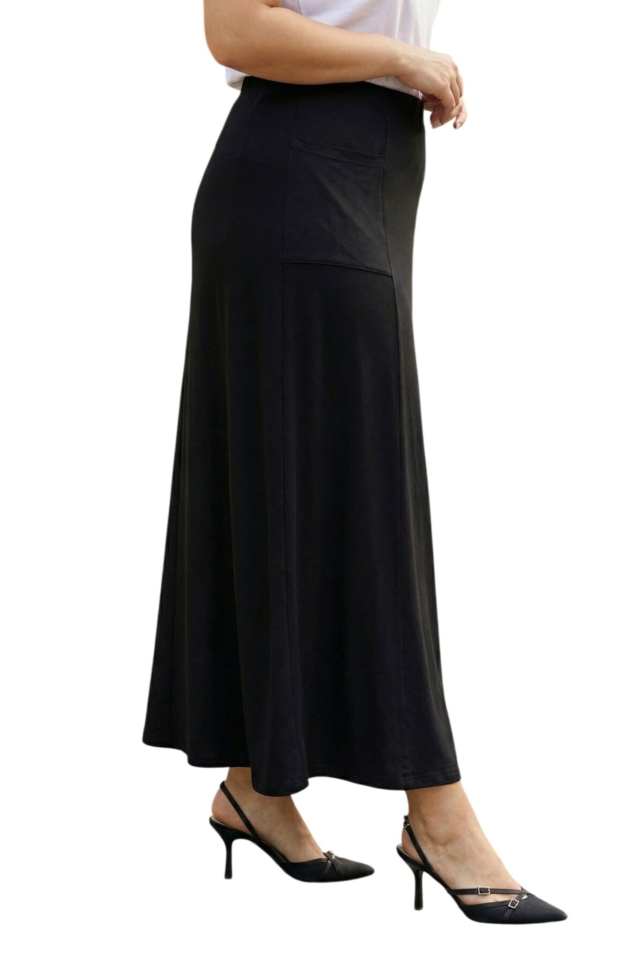 Stil Diva Skirt in Black