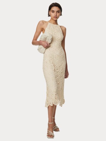 Abito di Marks & Spencer in beige