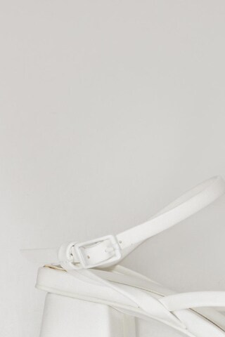 Pull&Bear Sandals & High-Heeled Sandals in 35 in White