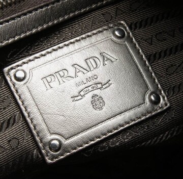 PRADA Schultertasche / Umhängetasche One Size in Grau