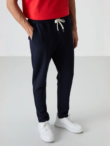 Tommy Life Sweatsuit 'Aktive Sets' in Blue