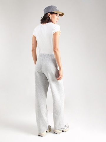 Wide leg Pantaloni 'PCCHILLI' di PIECES in grigio