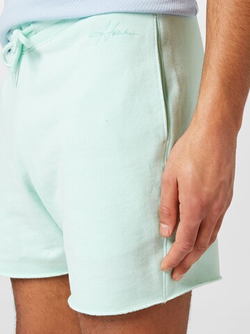 Regular Pantalon HOLLISTER en vert