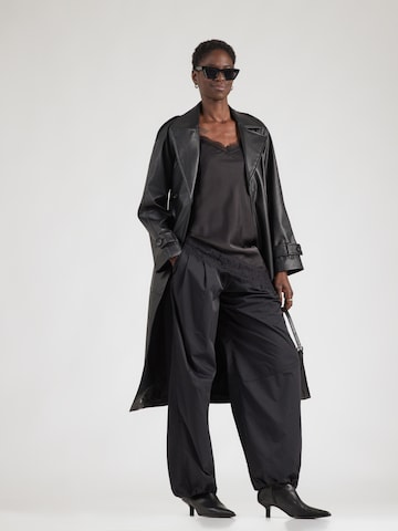 Hailys Top – černá