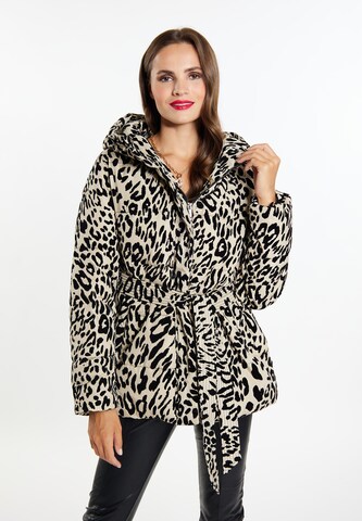 Giacca invernale di faina in beige: frontale