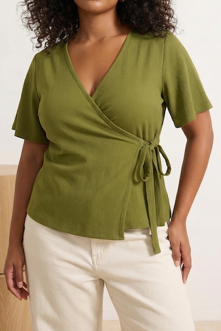 Trendyol Curve Blouse in Green