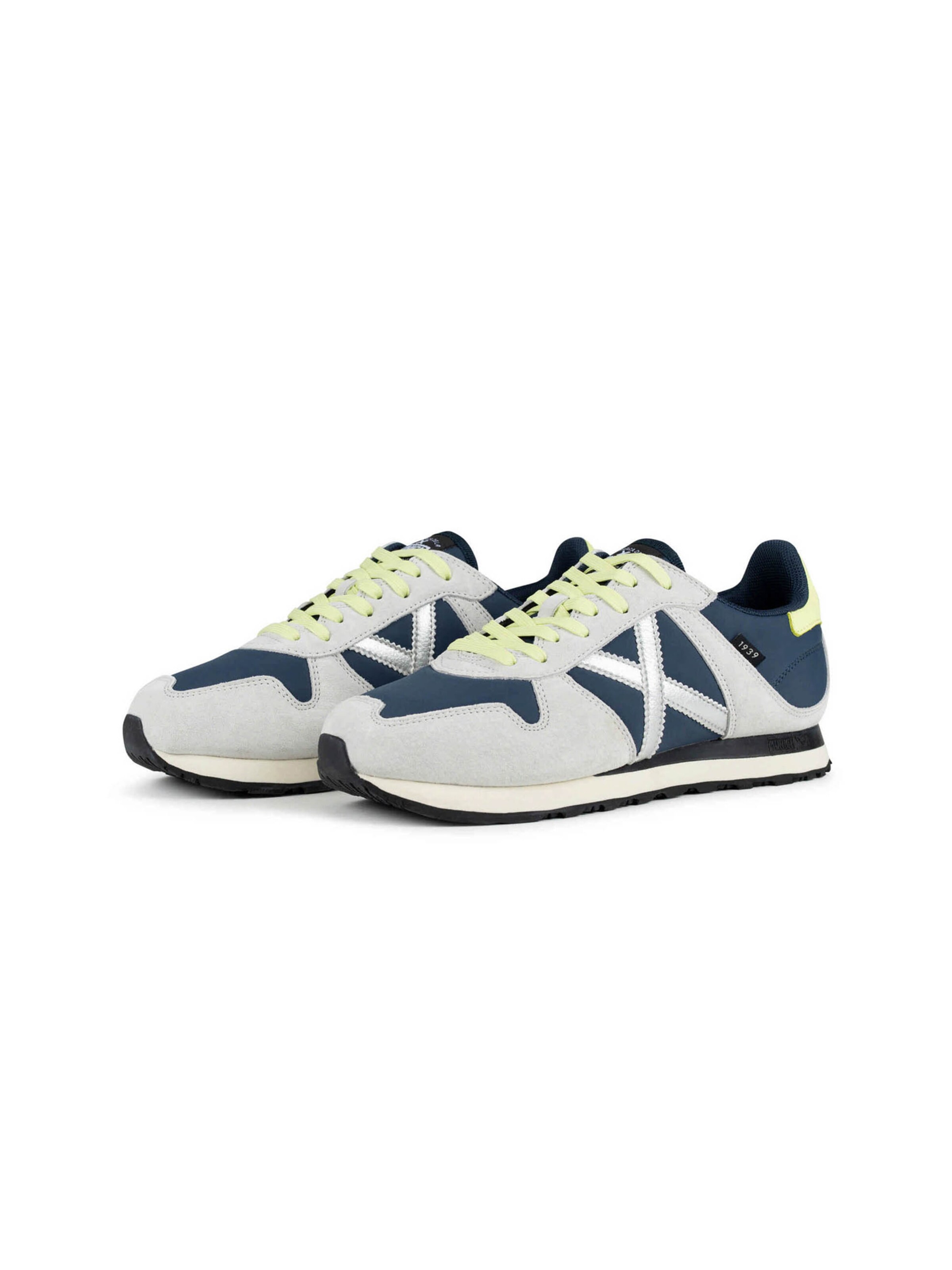 MUNICH Sneakers laag 'MASSANA CLASSIC' in Blauw: voorkant