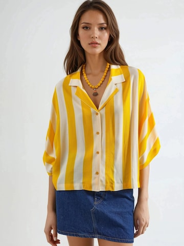 Busem - Blusa em amarelo