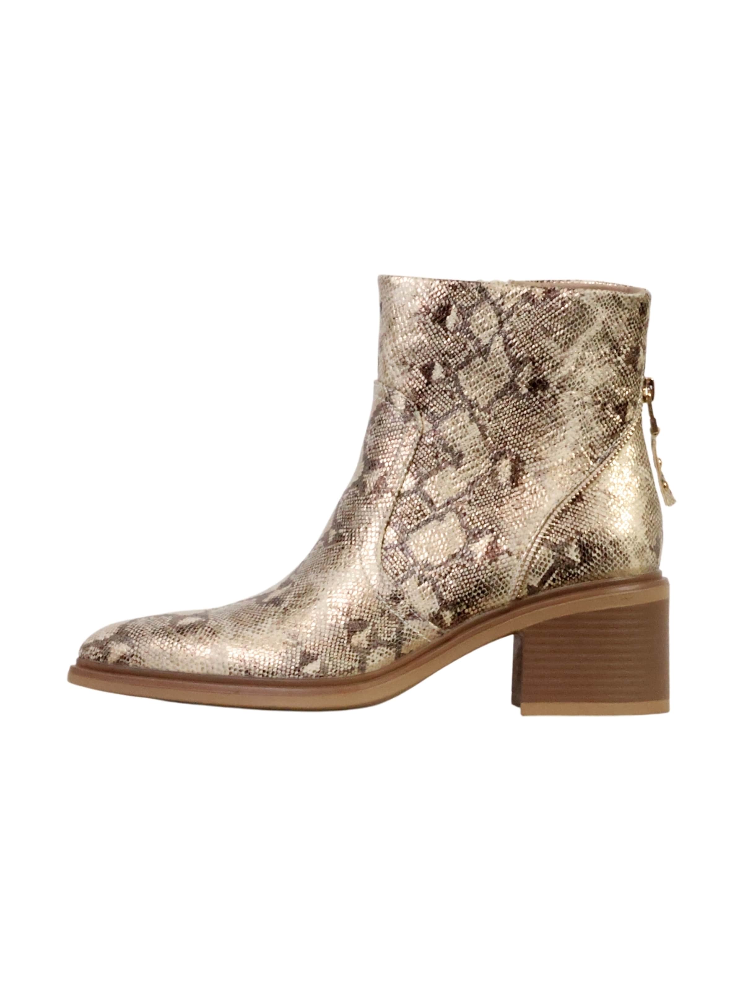 Super Mode Enkellaarsje 'Supermodische Stiefeletten mit Reißverschluss' in Goud: voorkant
