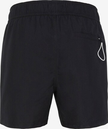 Regular Shorts de bain CHIEMSEE en noir