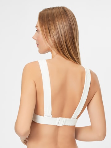 Triangle Hauts de bikini 'VAHINE' ETAM en blanc