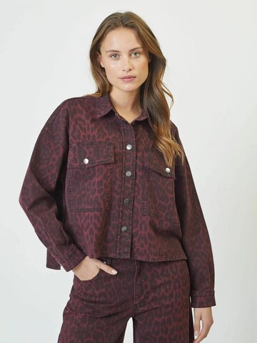 T-shirt 'Leo' co'couture en rouge : devant