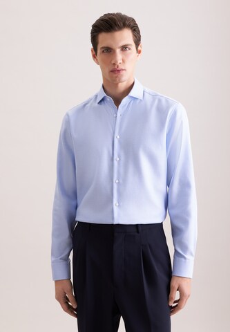 Coupe regular Chemise business 'CLASSIC ESSENTIALS' SEIDENSTICKER en bleu : devant