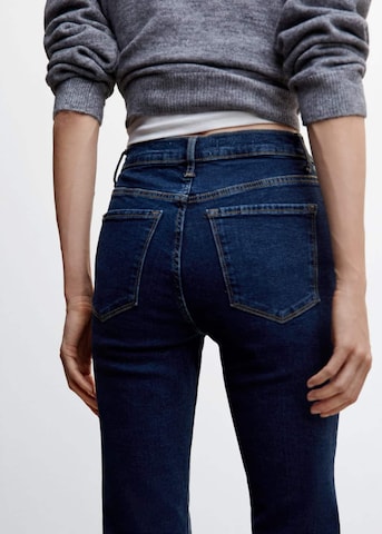 MANGO Flared Jeans 'Sienna' in Blau