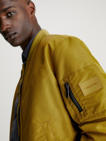 Veste mi-saison Calvin Klein en jaune