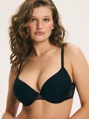 Push-up Reggiseno 'Milkyway' di ESOTIQ in nero: frontale
