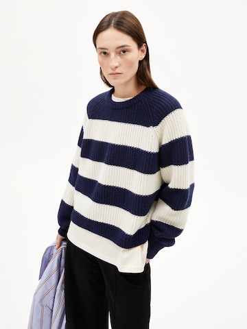 ARMEDANGELS Trui in Blauw: voorkant