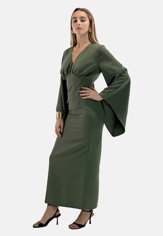 Robe Elara en vert : devant