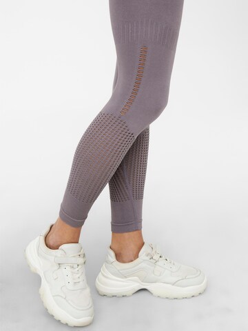 ONLY PLAY Skinny Workout Pants 'Saba' in Purple