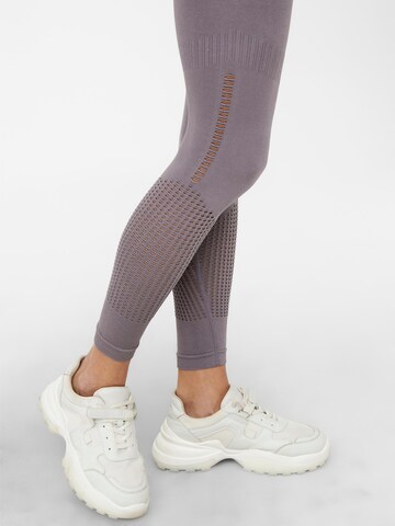 ONLY PLAY Skinny Sportbroek 'Saba' in Lila