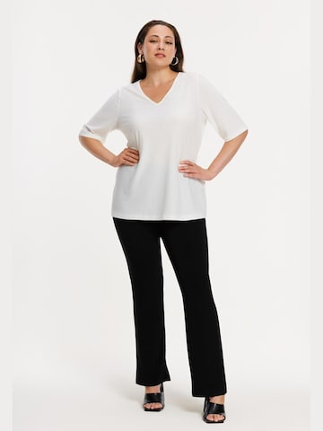 YOEK Shirt in Wit: voorkant