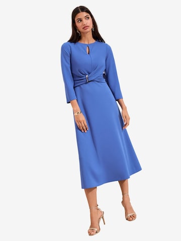 Friends Like These Рокля в синьо: отпред