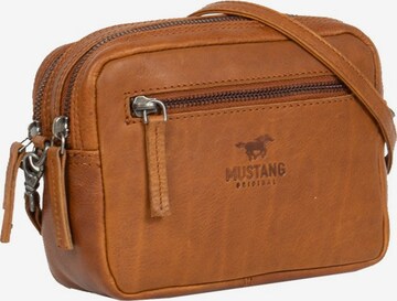 MUSTANG Crossbody Bag in Brown: front