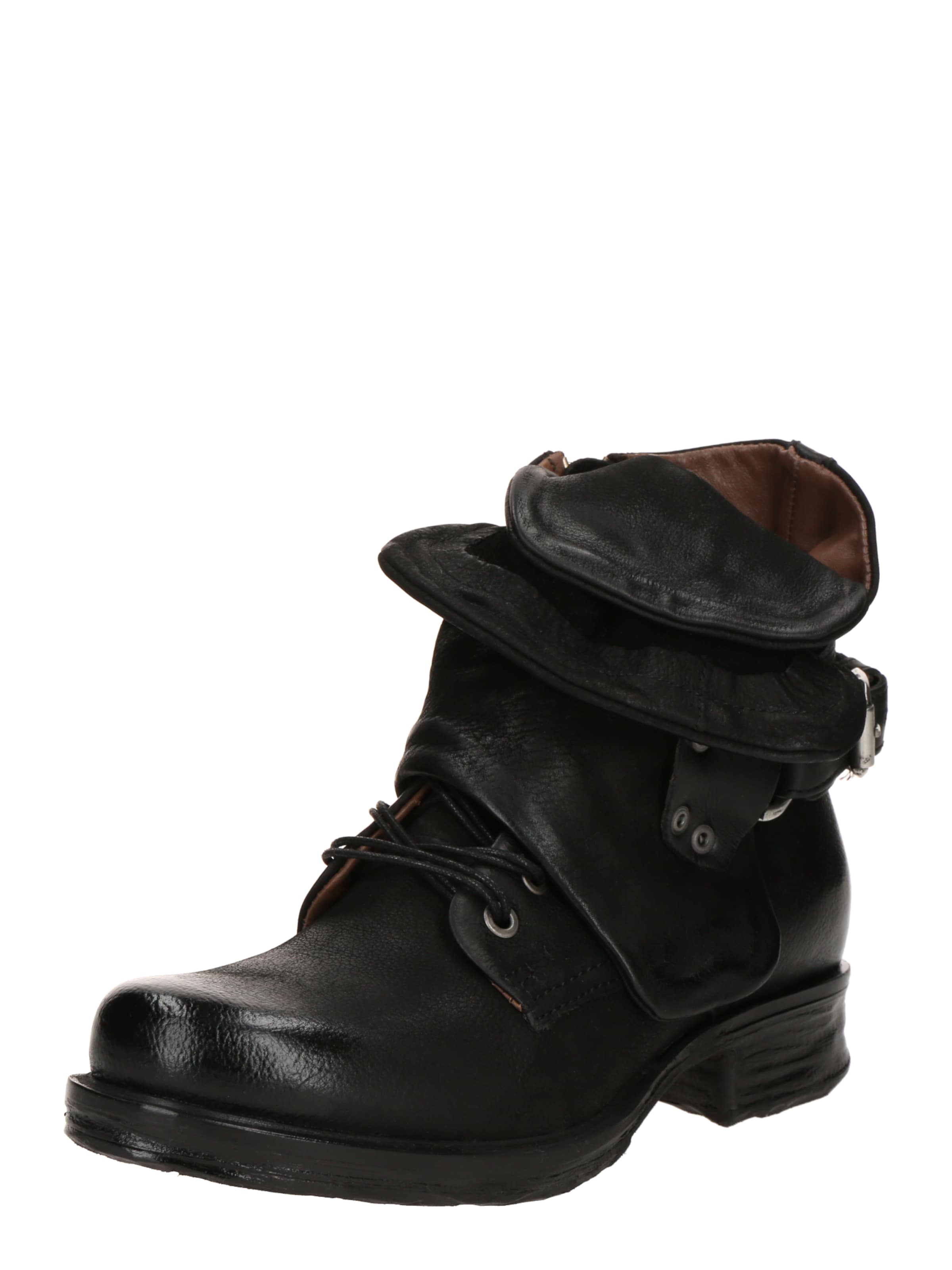 A.S.98 Боти в черно: отпред