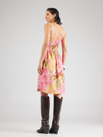Robe d’été 'Kana' Hailys en rose