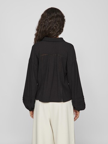 VILA Blouse in Black