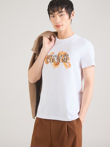T-Shirt Versace Jeans Couture en blanc : devant