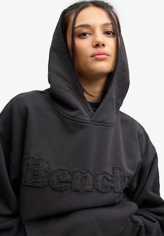 BENCH Sweatshirt 'Bench x Superdry & Co' in Grijs