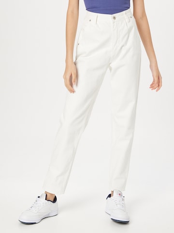 Trendyol Regular Pleated Jeans in White: front