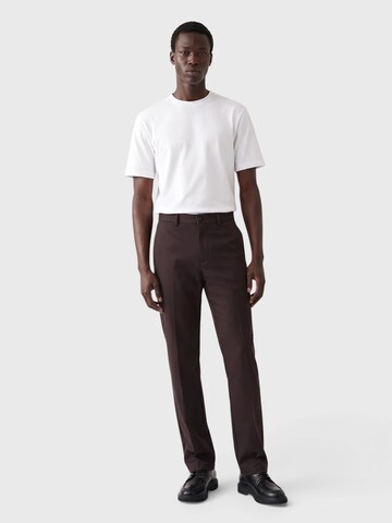 TRAPP Tapered Pants in Brown