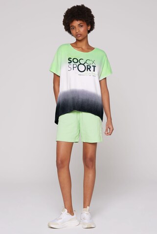 Soccx Frottee-Shirt mit Dip-Dye-Effekt in Grün