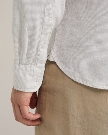 Coupe regular Chemise WE Fashion en beige