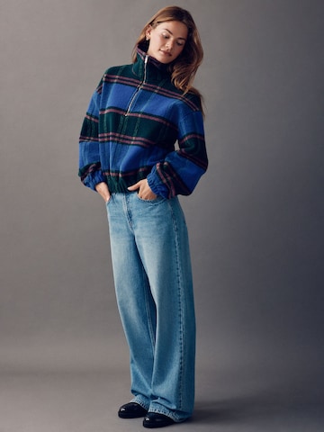 Next Neulepaita värissä sininen