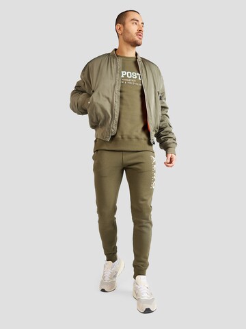 AÉROPOSTALE Sweatshirt in Groen