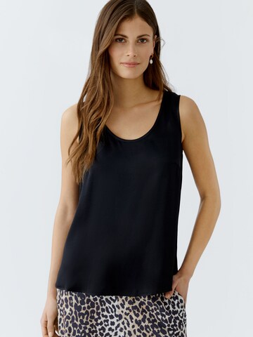 OUI Top in Black: front