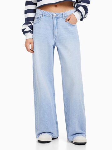 Bershka Wide Leg Jeans in Blau: Vorderseite