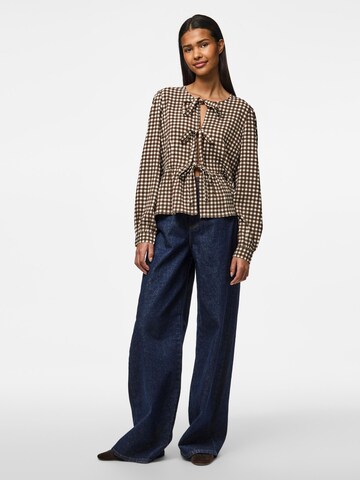 PIECES Blouse 'PCDullie' in Bruin