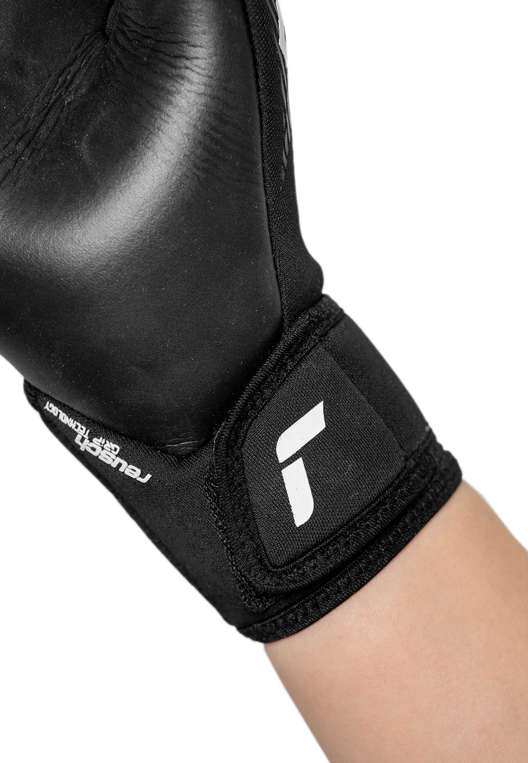 REUSCH Sports gloves 'Fastgrip Infinity Junior' in Black