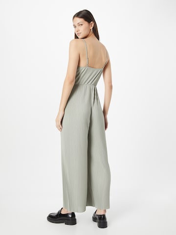 ABOUT YOU Jumpsuit 'Jessie' in Groen