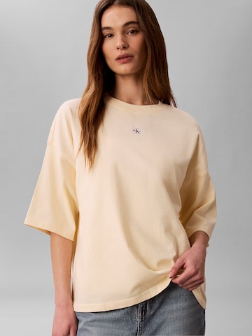Calvin Klein Jeans Regular T-Shirt in Gelb